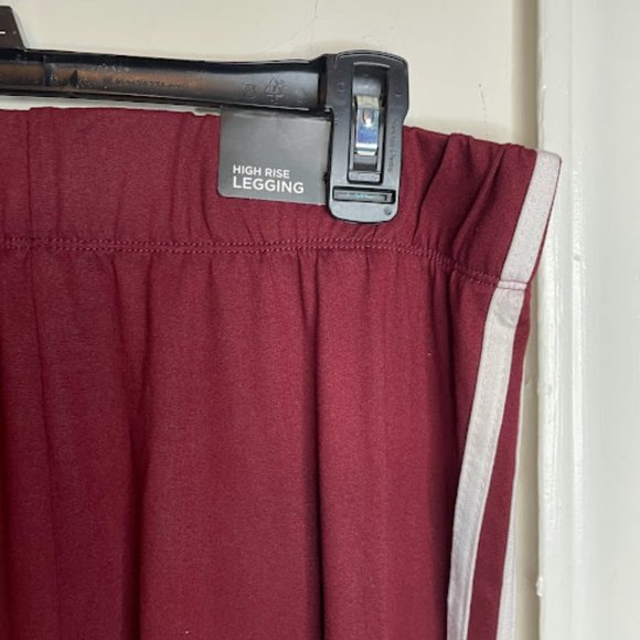 Burgundy Striped Legging XL - Picture 2 of 5